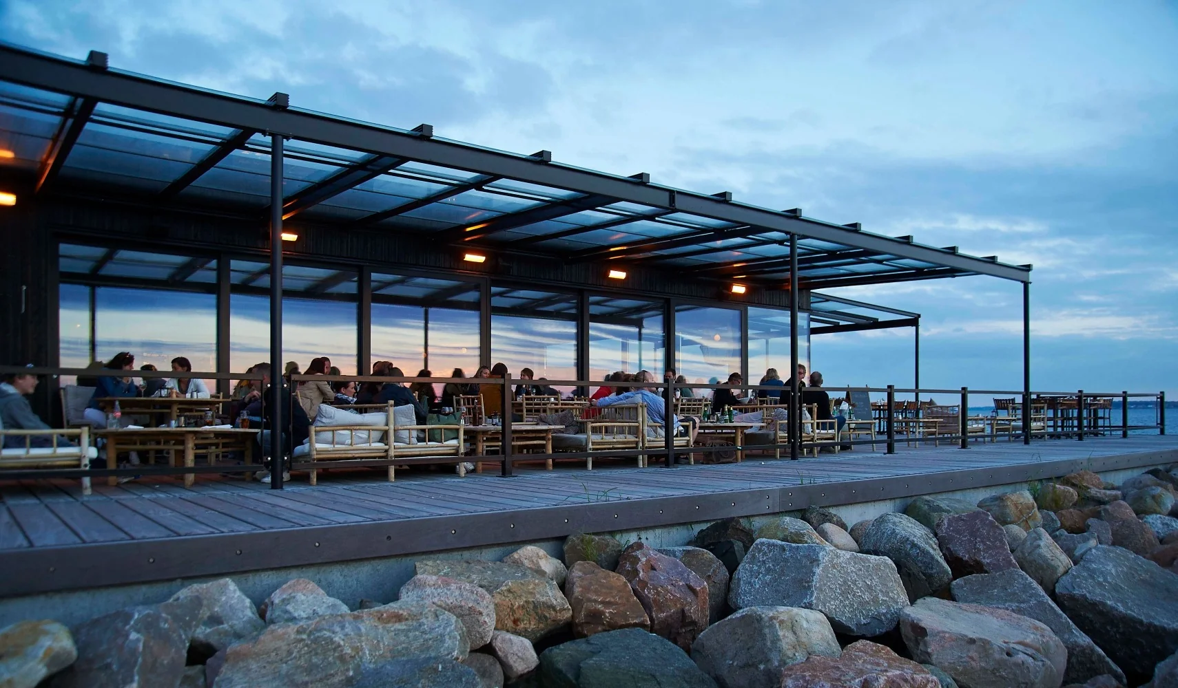 Sillen och Makrillen – retractable glass roof, photograph 4